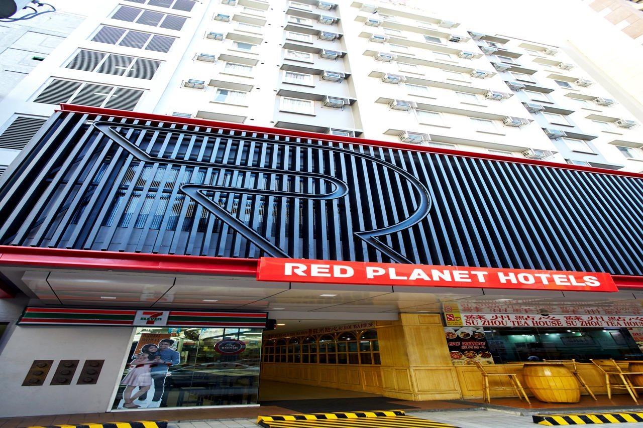 Red Planet Manila Malate Mabini Hotel Exterior photo